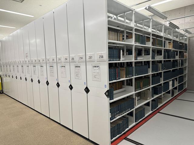 図書館：学びの場